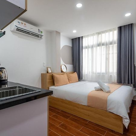 Cozrum Homes - Oriental House Хошимин Экстерьер фото