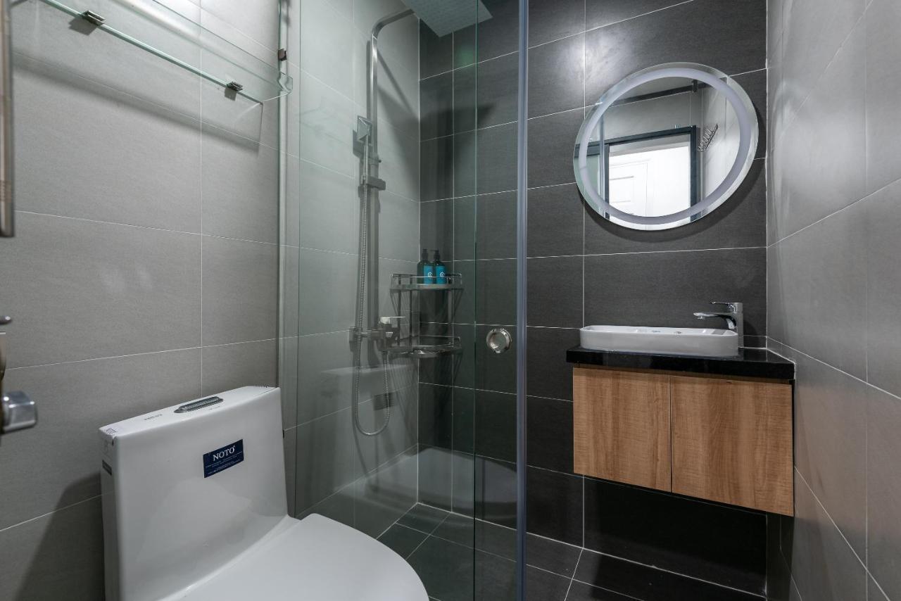Cozrum Homes - Oriental House Хошимин Экстерьер фото