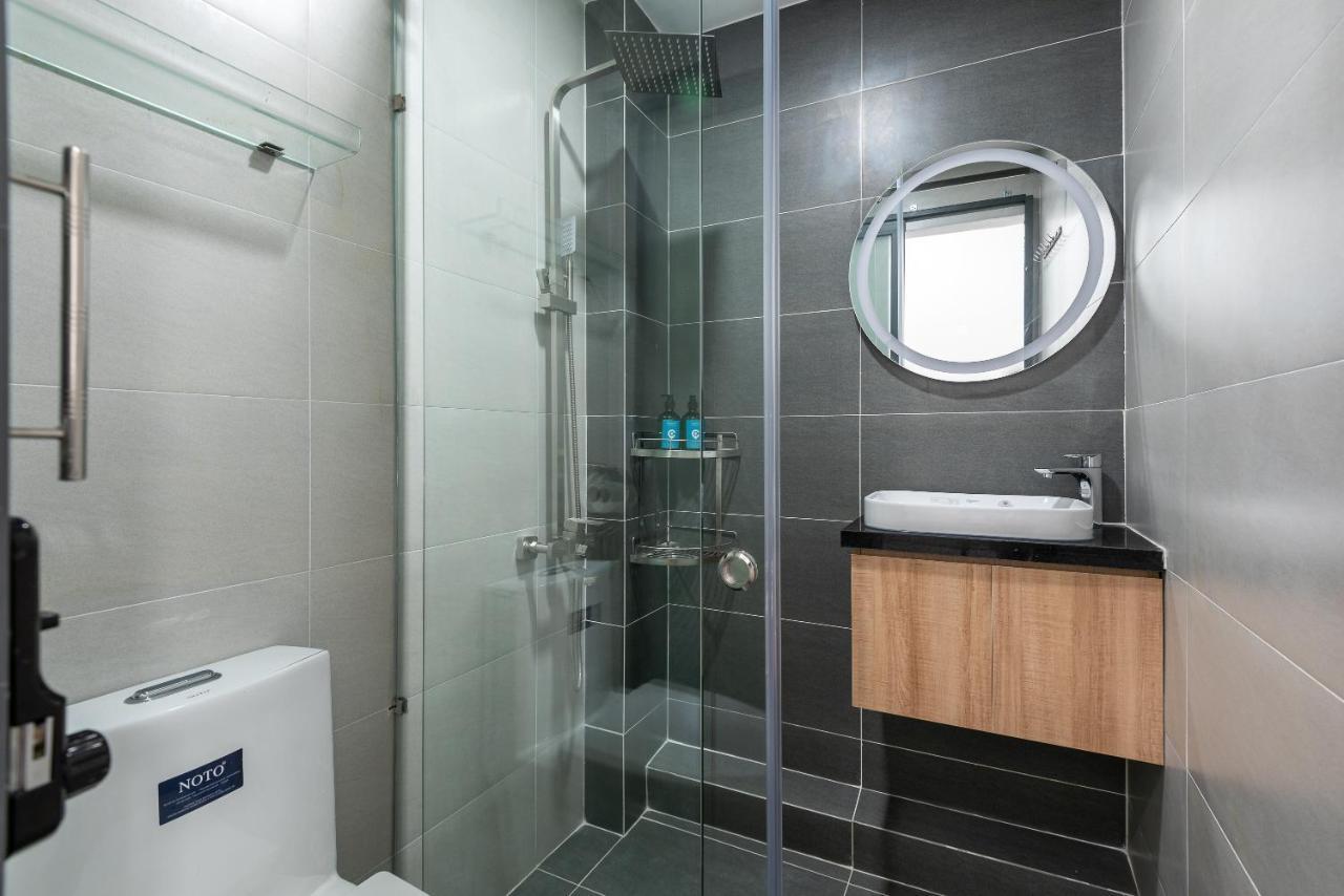 Cozrum Homes - Oriental House Хошимин Экстерьер фото