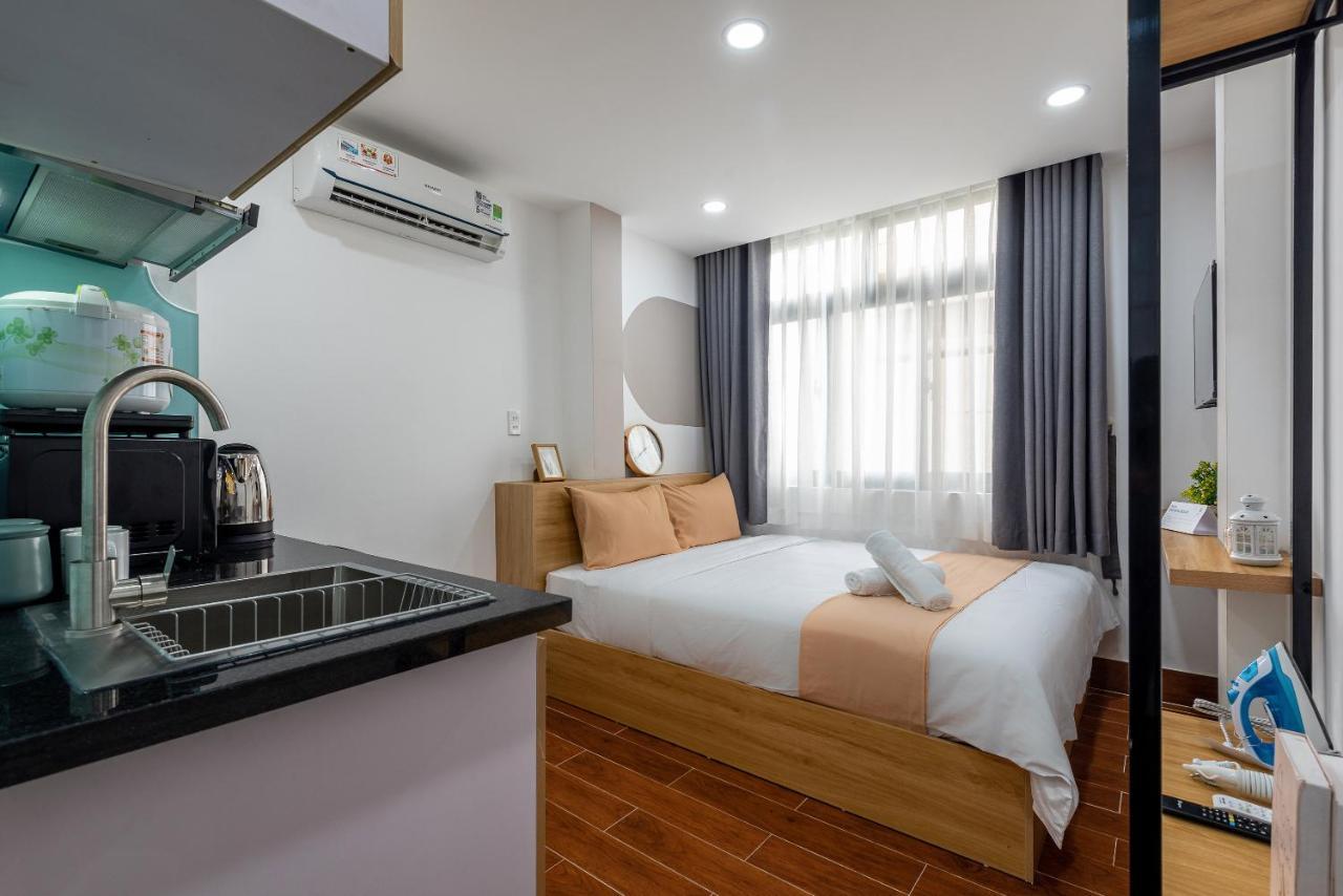 Cozrum Homes - Oriental House Хошимин Экстерьер фото